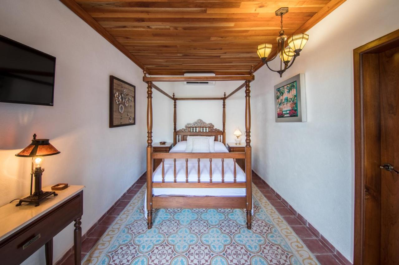 Hotel La Casa De Las Sirenas Tlacotalpan Exteriör bild
